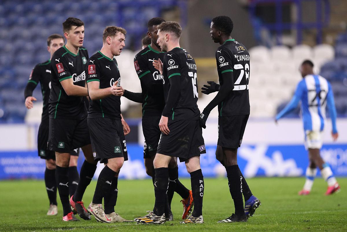 柏林赫塔主场惨败,需调整阵容 柏林赫塔主场惨败,需调整阵容