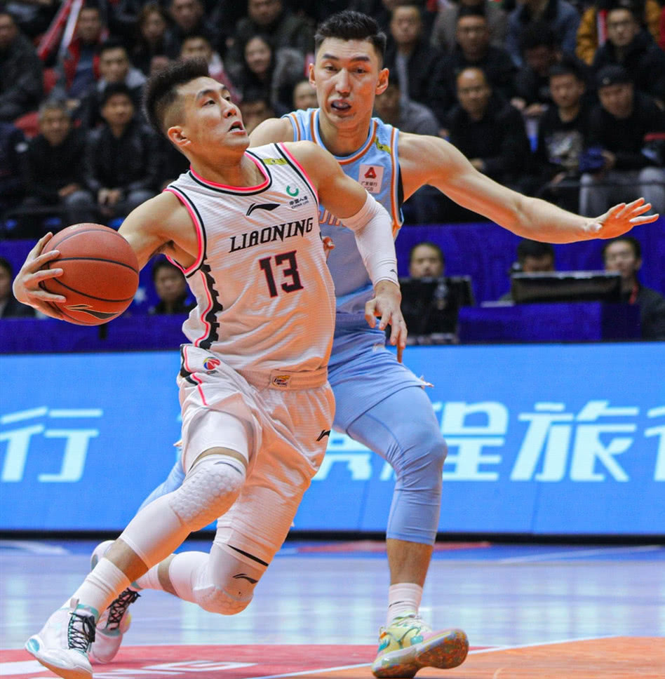 包含北京男篮士气高涨，横扫强敌实现大胜的词条