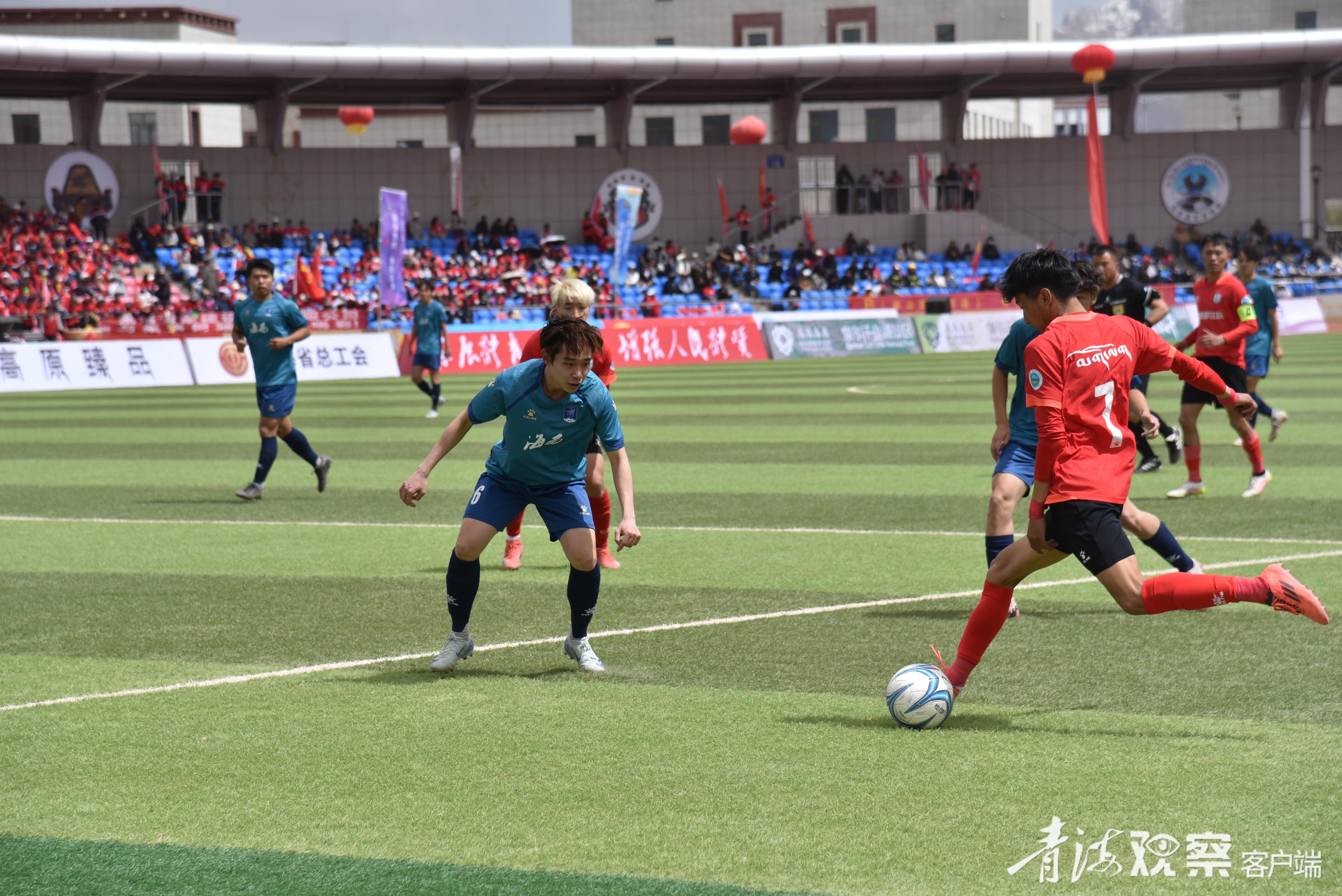 黑白直播在线观看-包含青海队勇夺胜利，晋级决赛阶段的词条