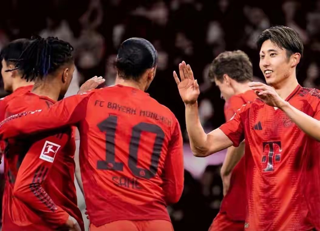 黑白直播在线观看nba-拜仁大胜，高居榜首稳固领先的简单介绍