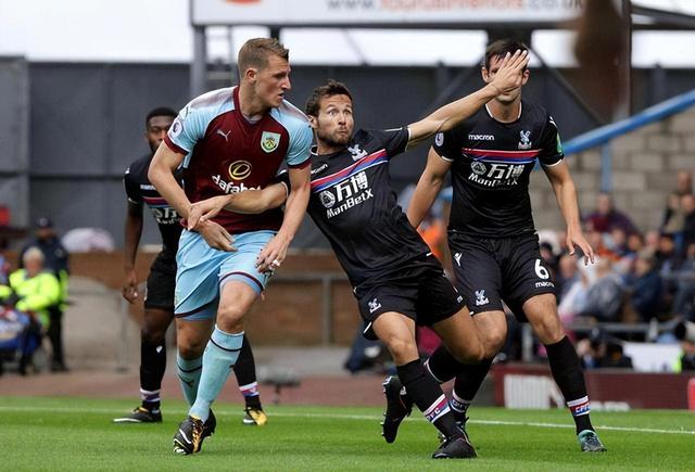 包含诺维奇客场不敌沃特福德,遭遇失利的词条 包含诺维奇客场不敌沃特福德,遭遇失利的词条