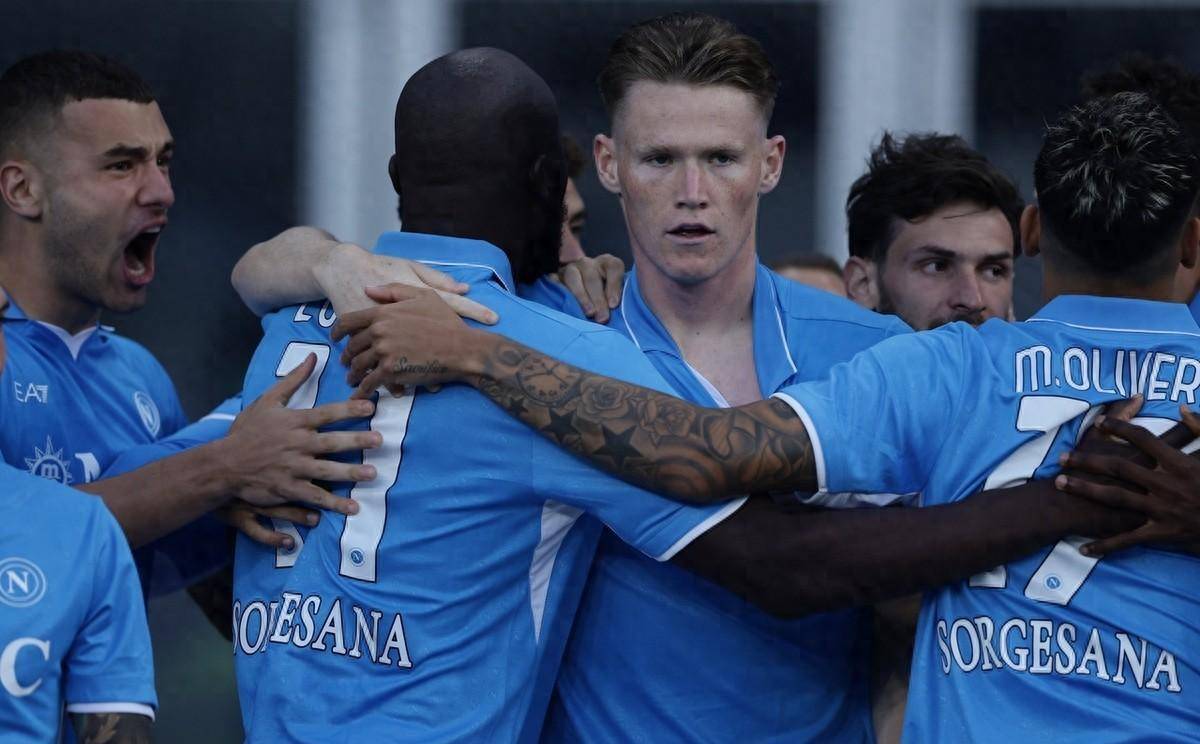 黑白直播在线观看nba-那不勒斯客场集火力摧敌，豪取三分领跑榜首的简单介绍