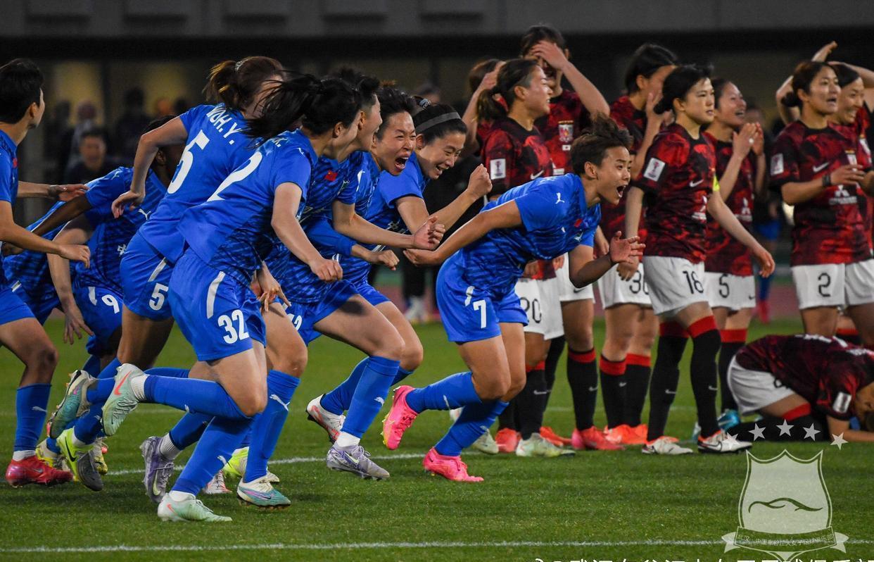 女足热闹赛场,中国队抢滩冠军之路!的简单介绍 女足热闹赛场,中国队抢滩冠军之路!的简单介绍