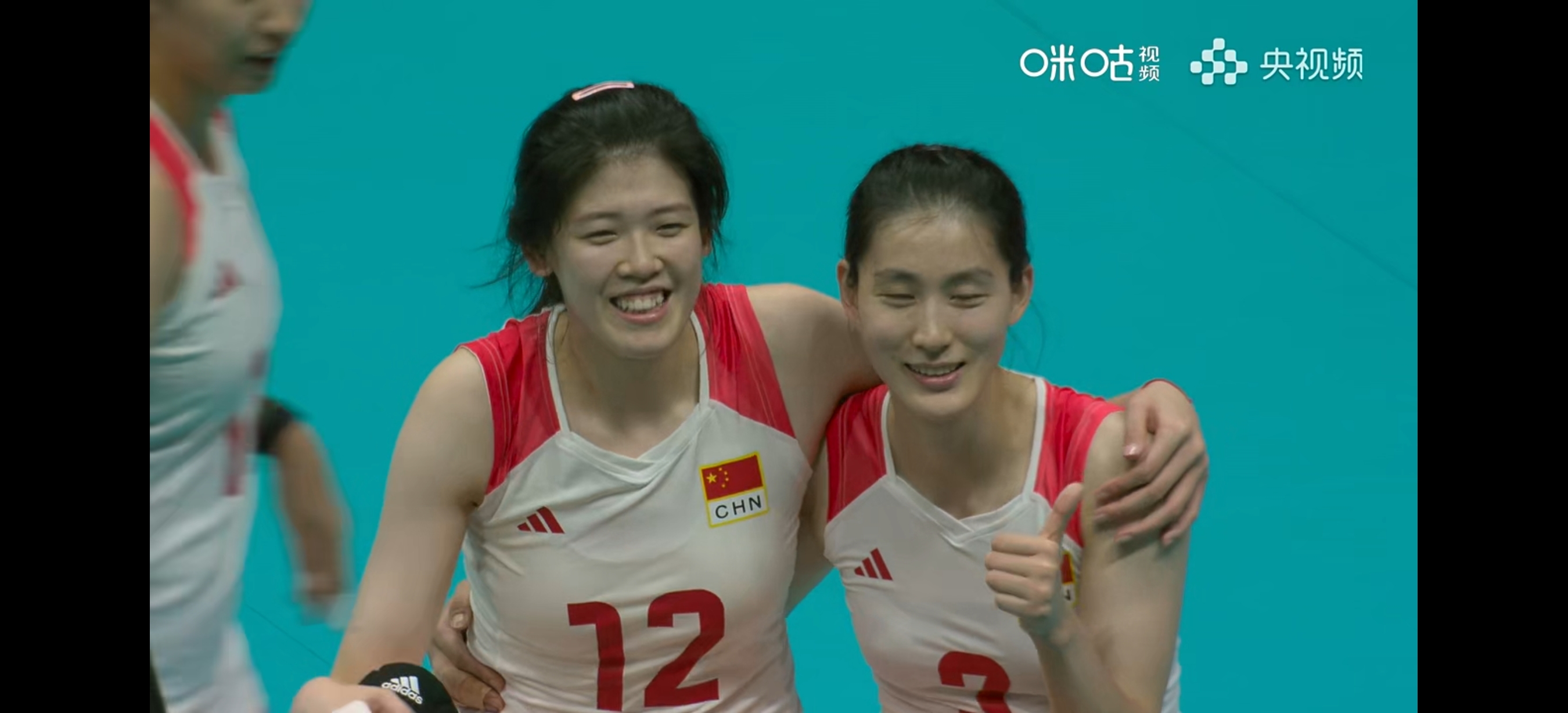 日本女排击败中国队获得亚运会冠军