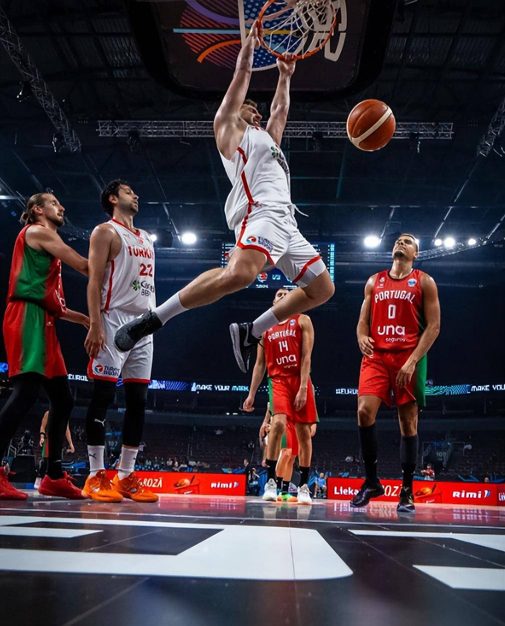 土耳其力克葡萄牙，苏亚雷斯一己之力扛起全队的简单介绍