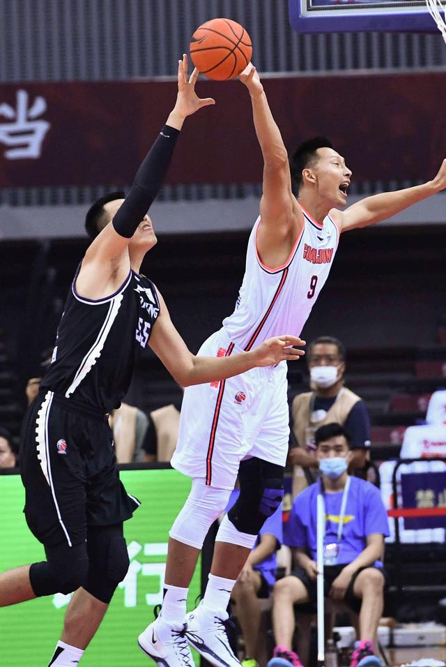 山西队碾压76人,易建联统治全场的简单介绍 山西队碾压76人,易建联统治全场的简单介绍