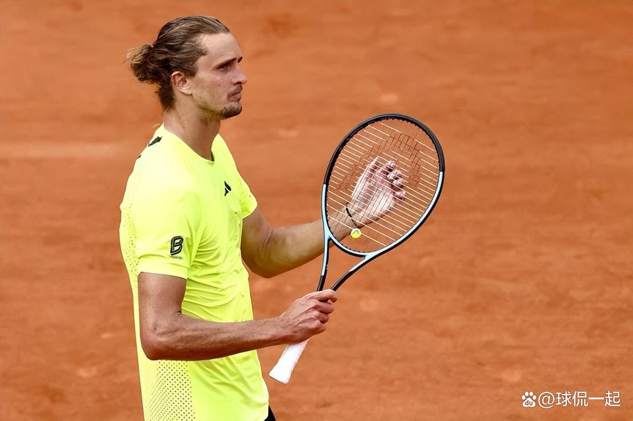 黑白直播体育-法网横扫年终总决赛，兹维列夫关键制胜