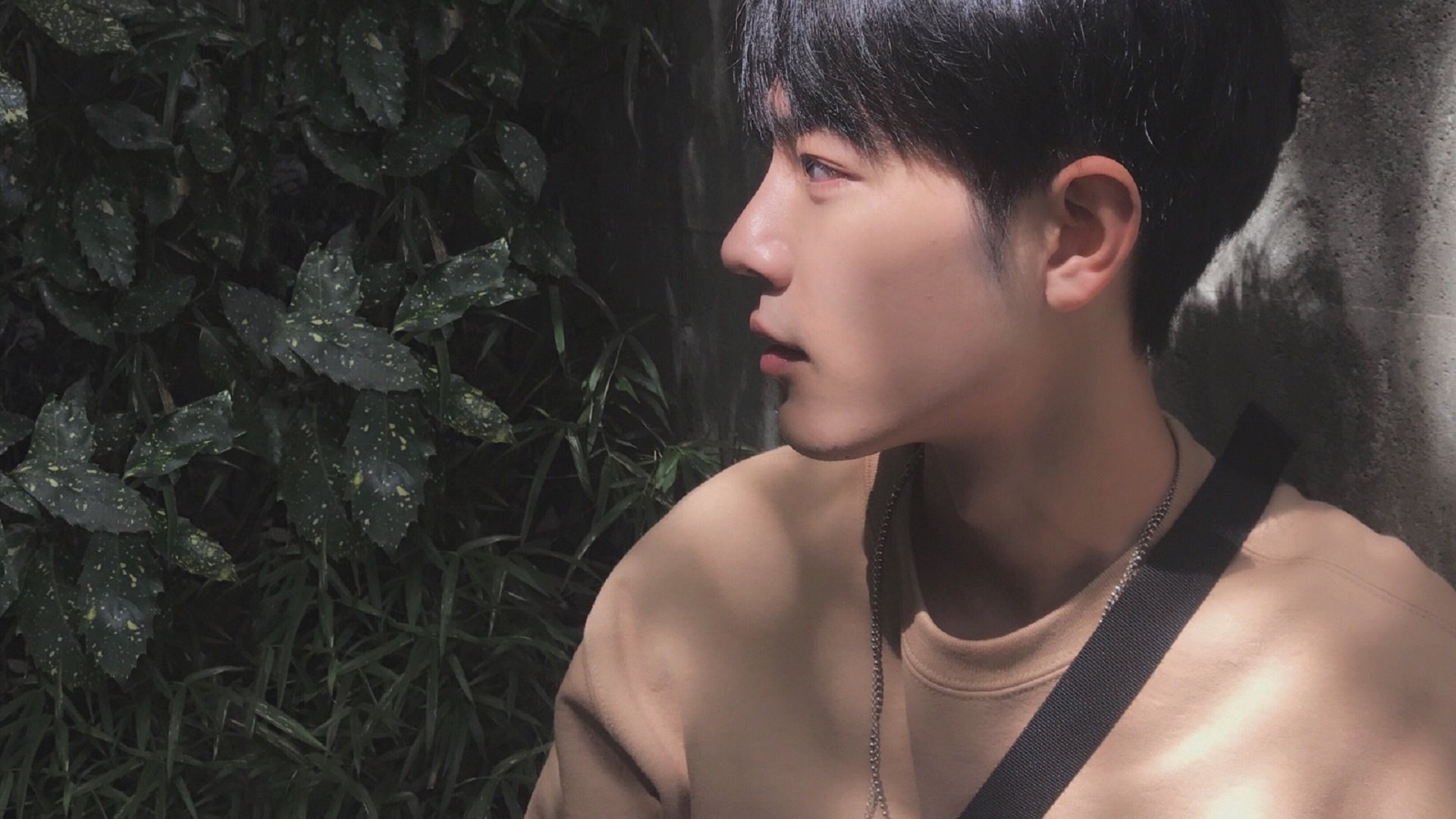 奥运周期关键战之夜,金玟哉压制级发挥筑牢防线