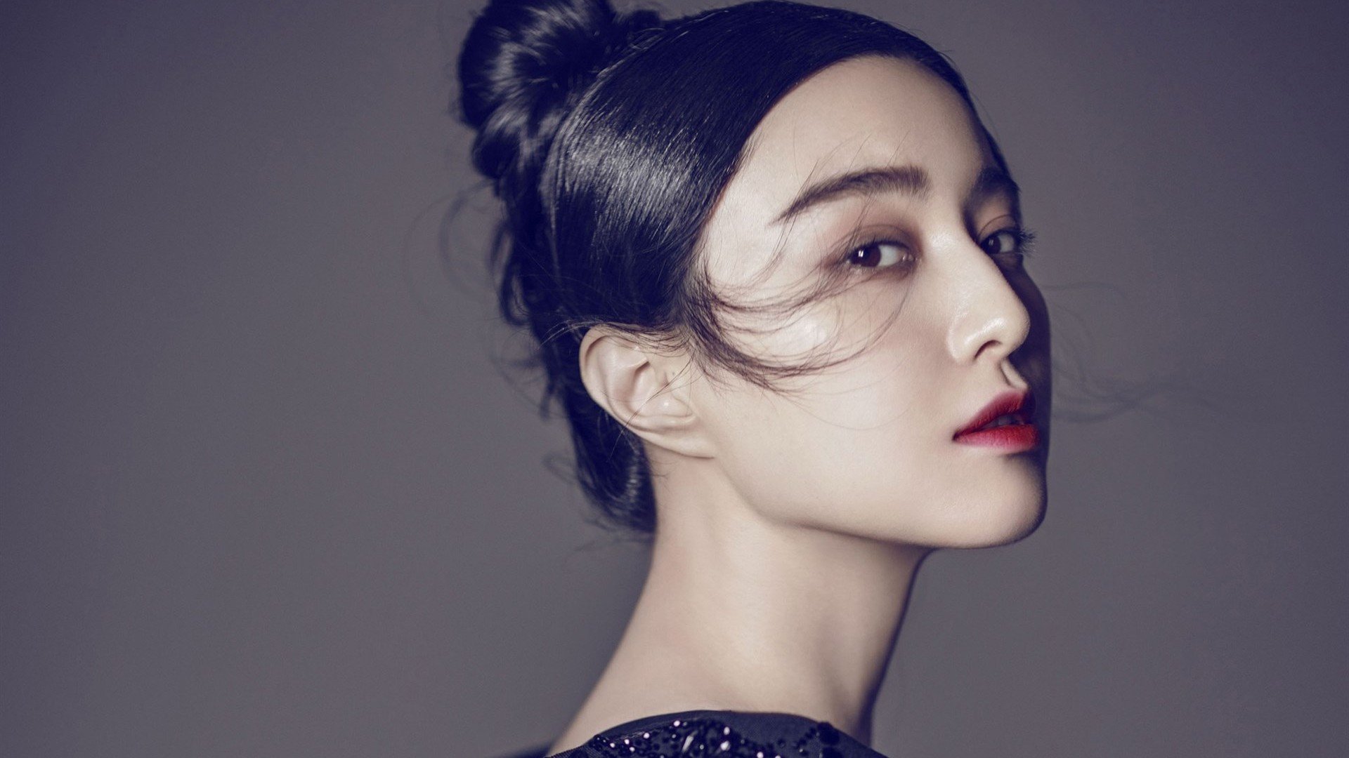 密尔沃基的夜与亚特兰大的黎明,霍勒迪的硬仗王冠与奥运前哨战