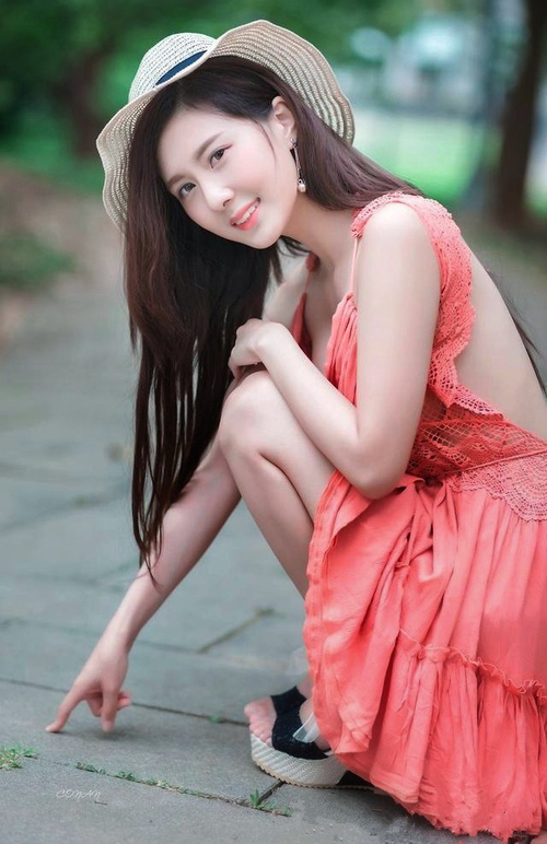 黑白直播网-雨夜王子公园的定音锤，赖斯一锤定音，巴黎力擒几内亚预示欧洲杯强势起航