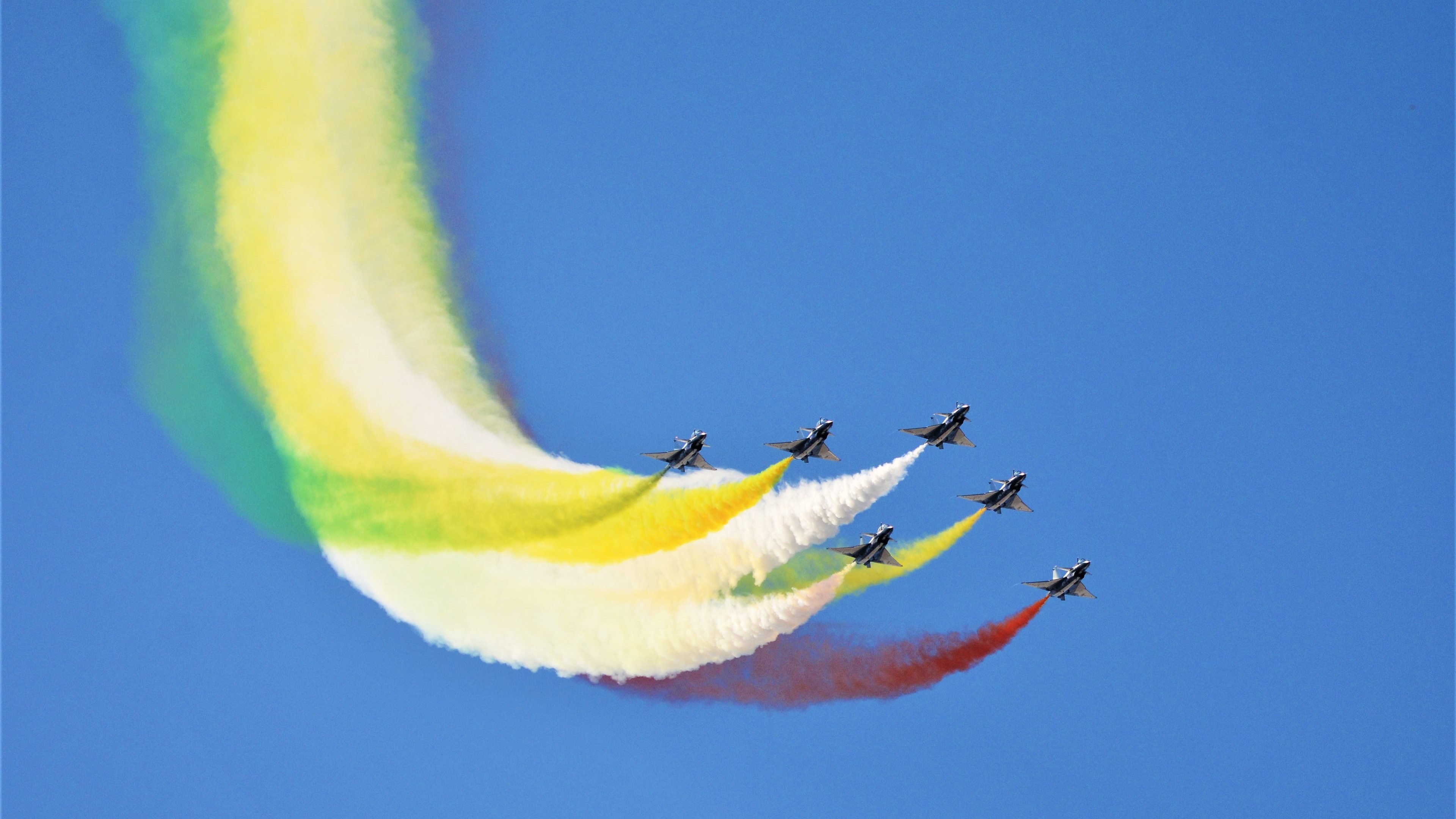 英超争冠夜，当终场哨响，有人看见武切维奇在月亮上签名